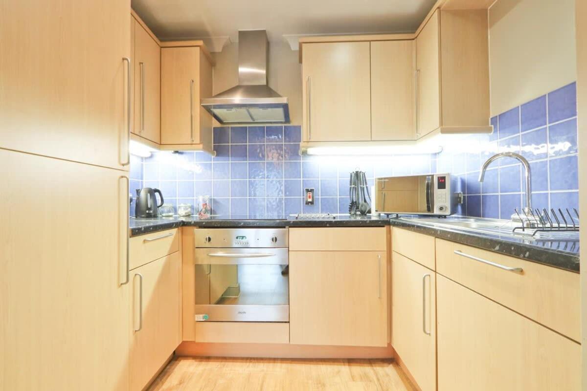 City Centre 1 Bed Apartment Бристоль Екстер'єр фото